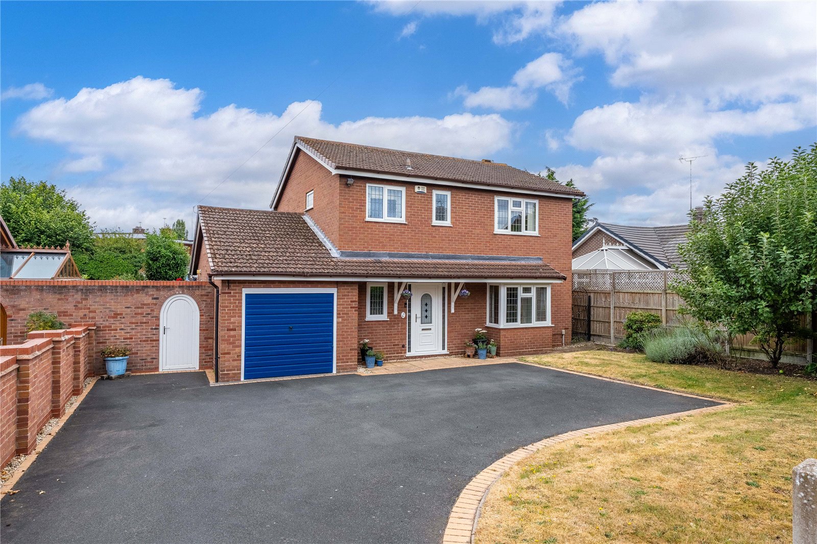Wrekin Drive, Donnington, Telford, TF2 - DB Roberts