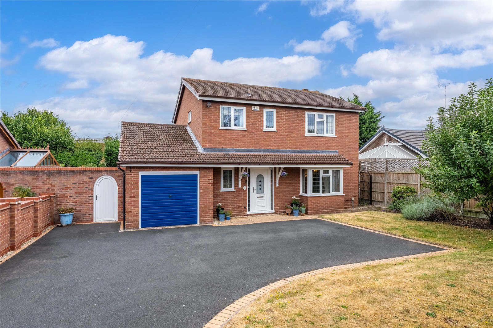 Wrekin Drive, Donnington, Telford, TF2 - DB Roberts