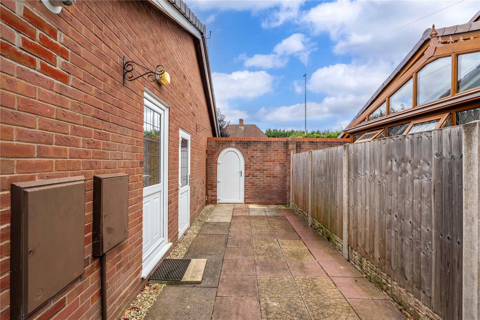Wrekin Drive, Donnington, Telford, TF2 - DB Roberts