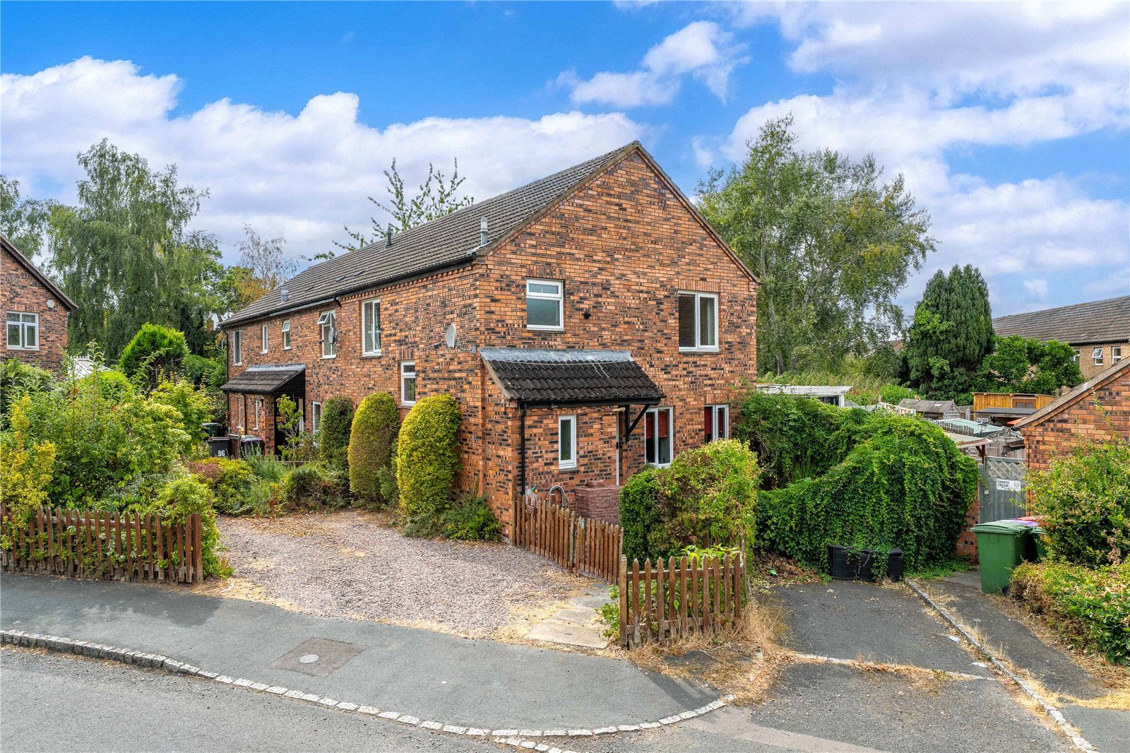 Oakfield Road, Shawbirch, Telford, TF5 - DB Roberts