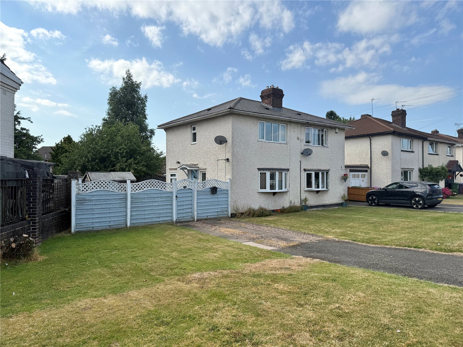 Ellards Drive, Wednesfield, Wolverhampton, WV11 - DB Roberts