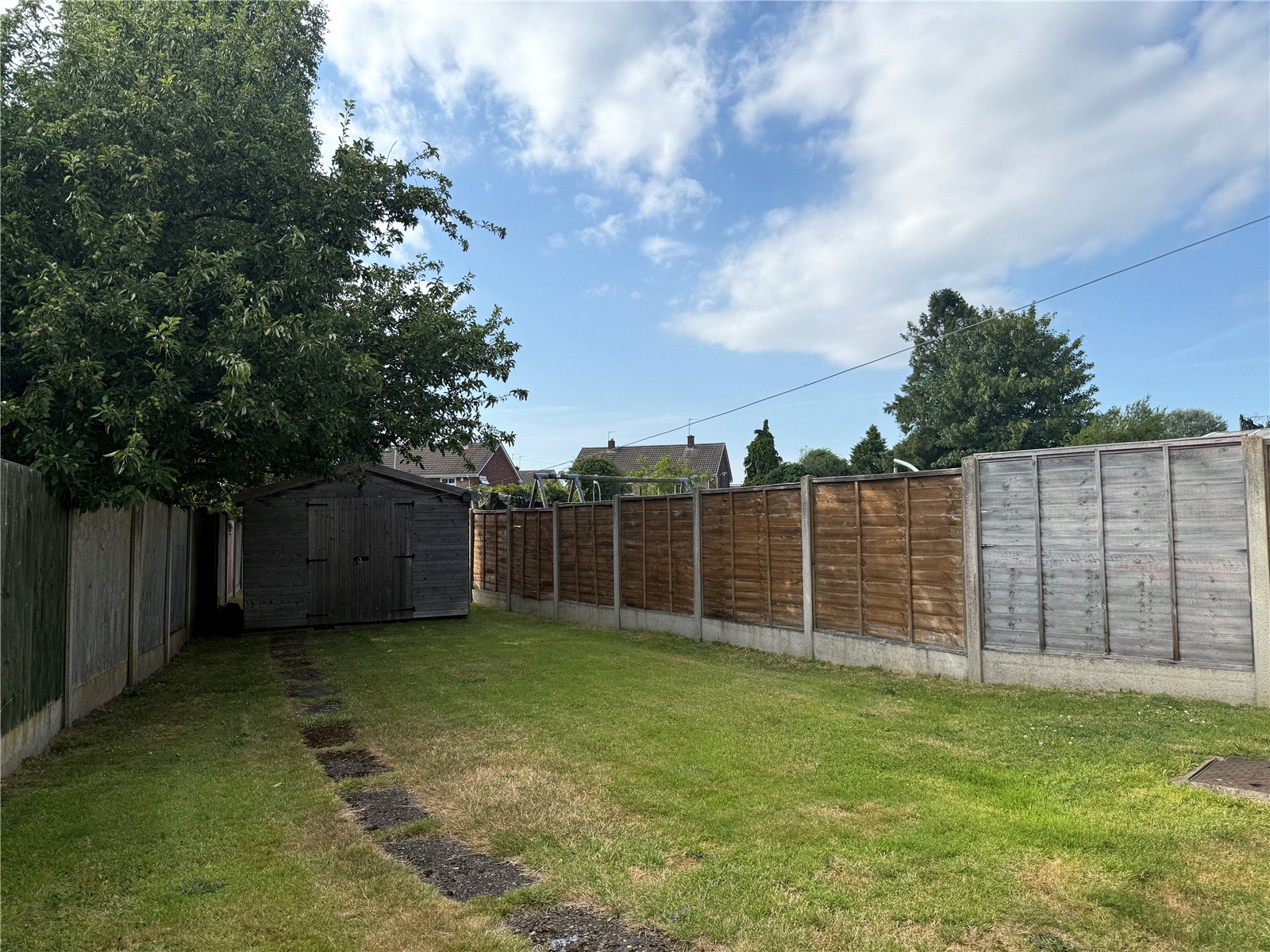 Ellards Drive, Wednesfield, Wolverhampton, WV11 - DB Roberts