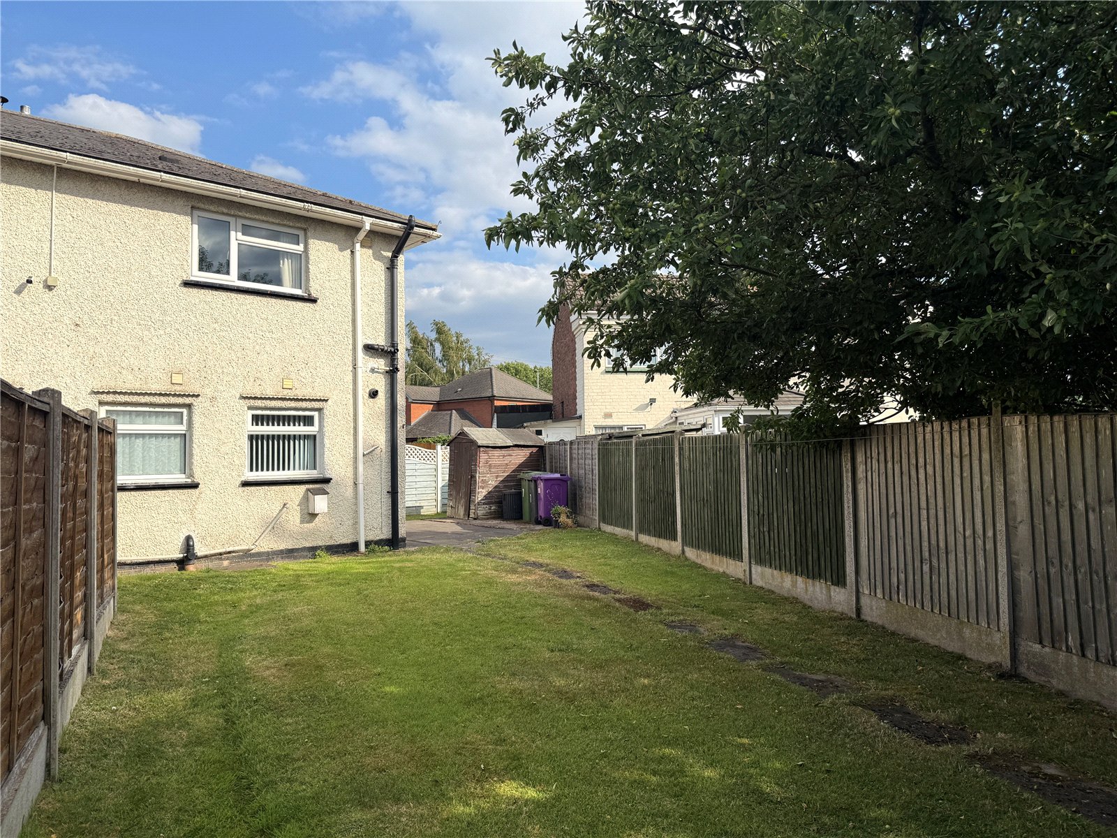 Ellards Drive, Wednesfield, Wolverhampton, WV11 - DB Roberts
