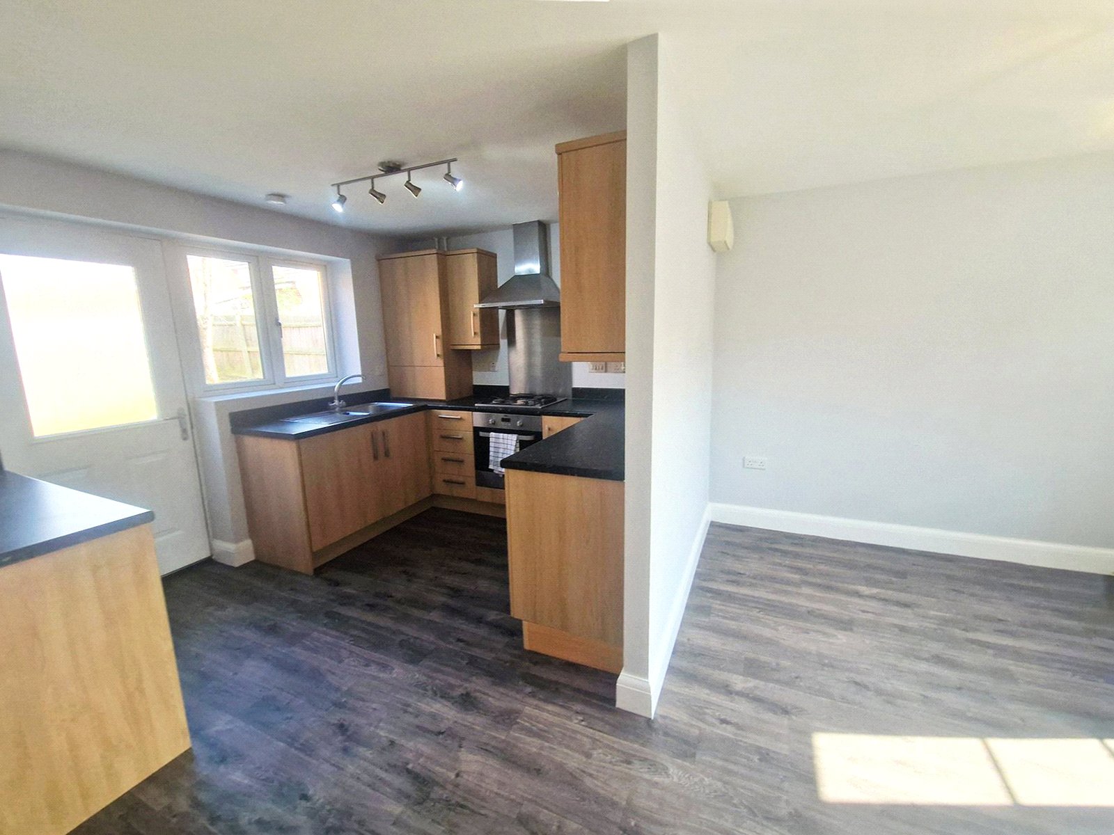 Elmwood Road, Arleston, Telford, TF1 - DB Roberts
