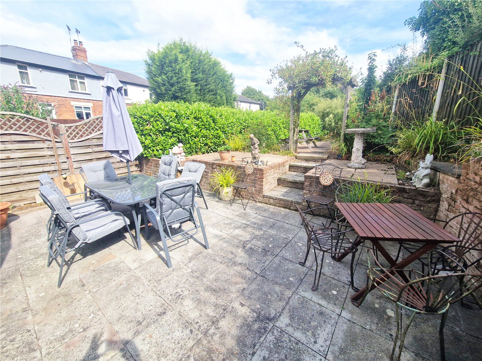 Hadley Road, Oakengates, Telford, TF2 - DB Roberts