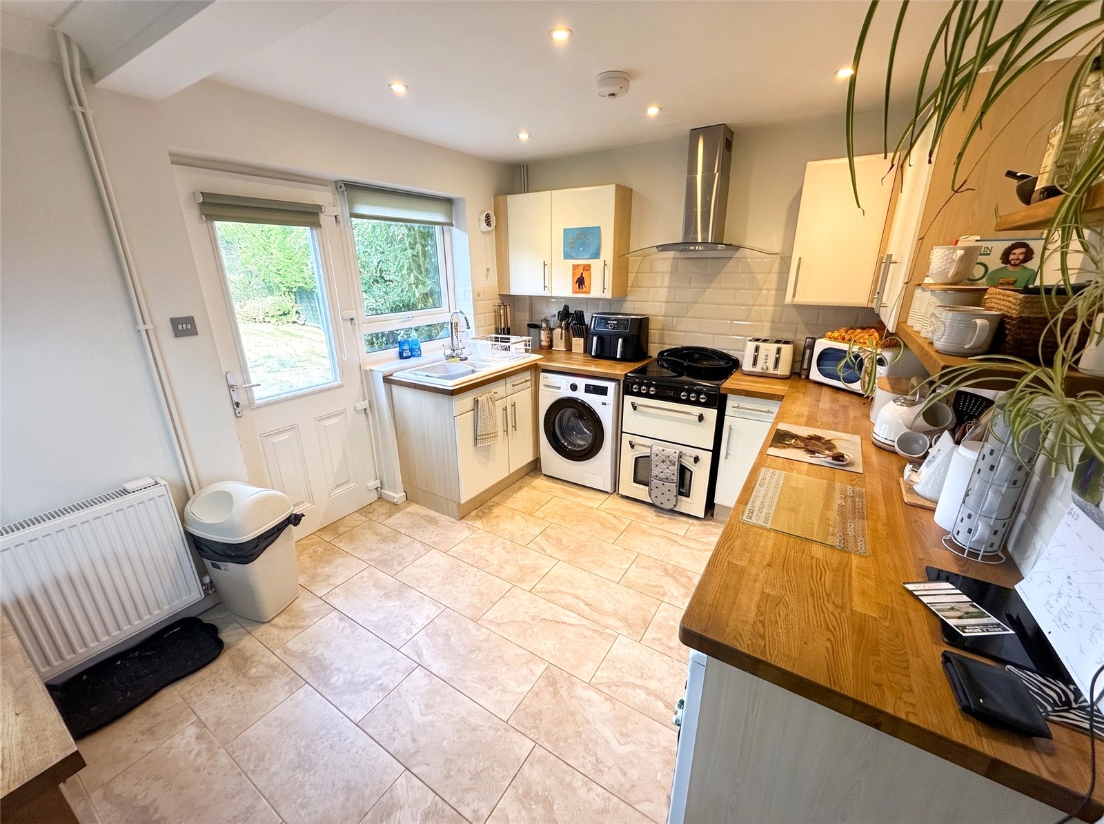 Hinwood Road, Westbury, Shrewsbury, SY5 - DB Roberts