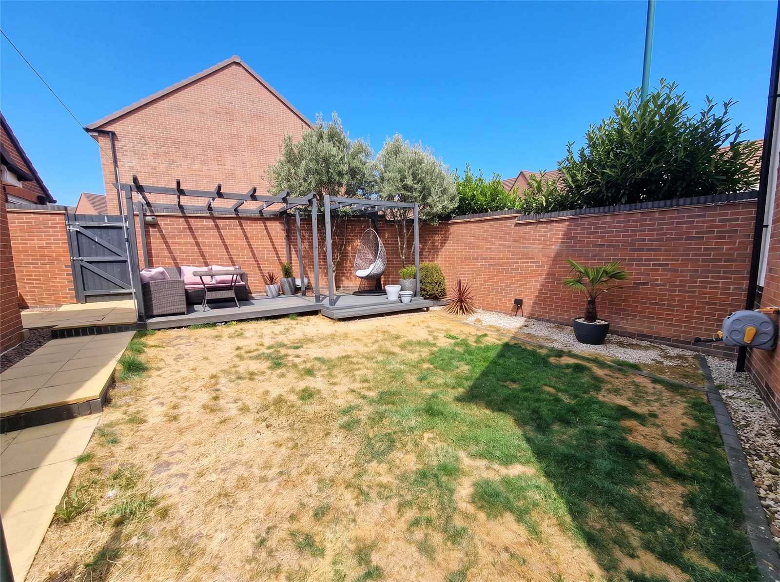 Wrekin Dove Close, Bowbrook, Shrewsbury, SY5 - DB Roberts