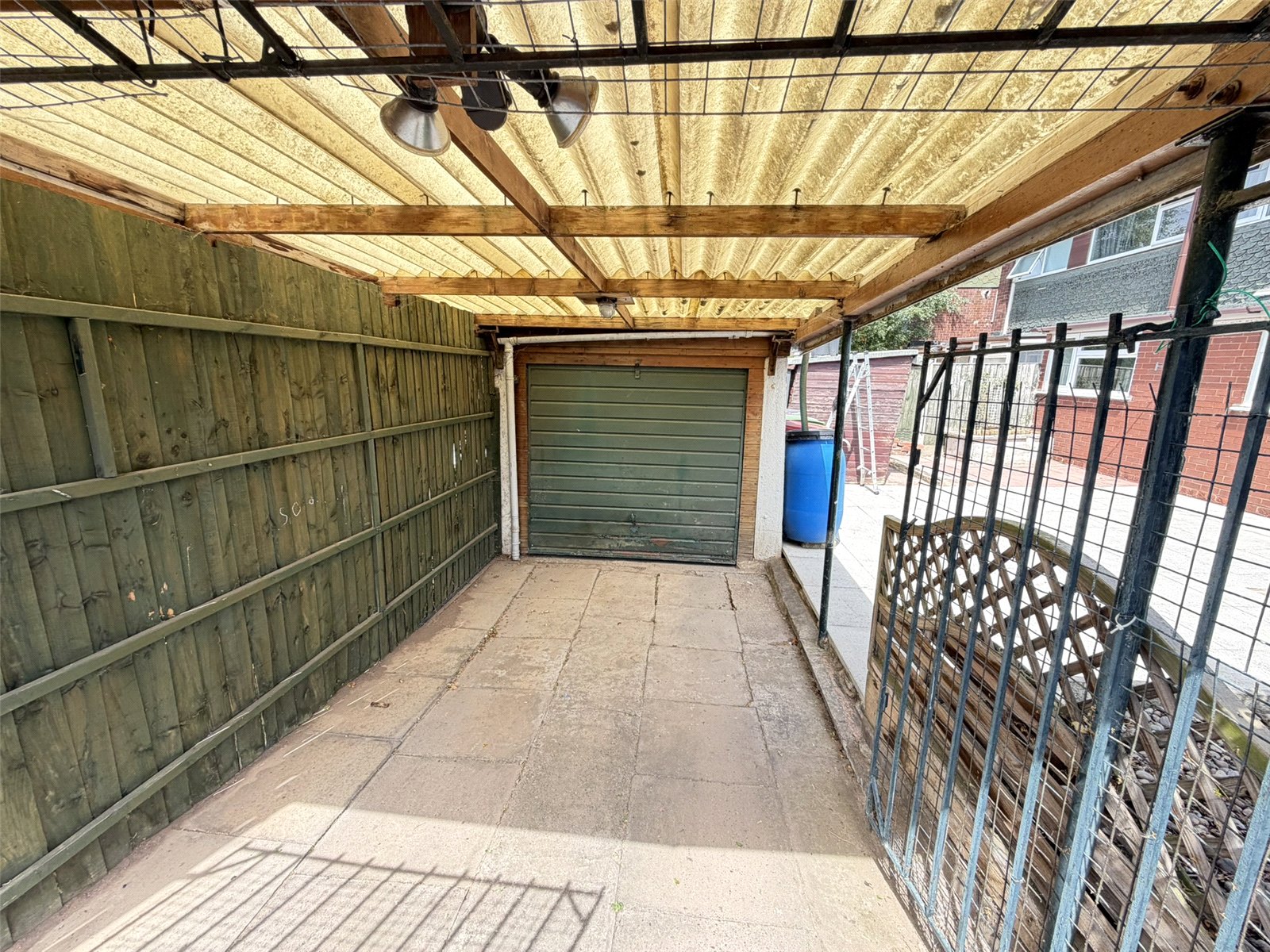 Teagues Crescent, Trench, Telford, TF2 - DB Roberts