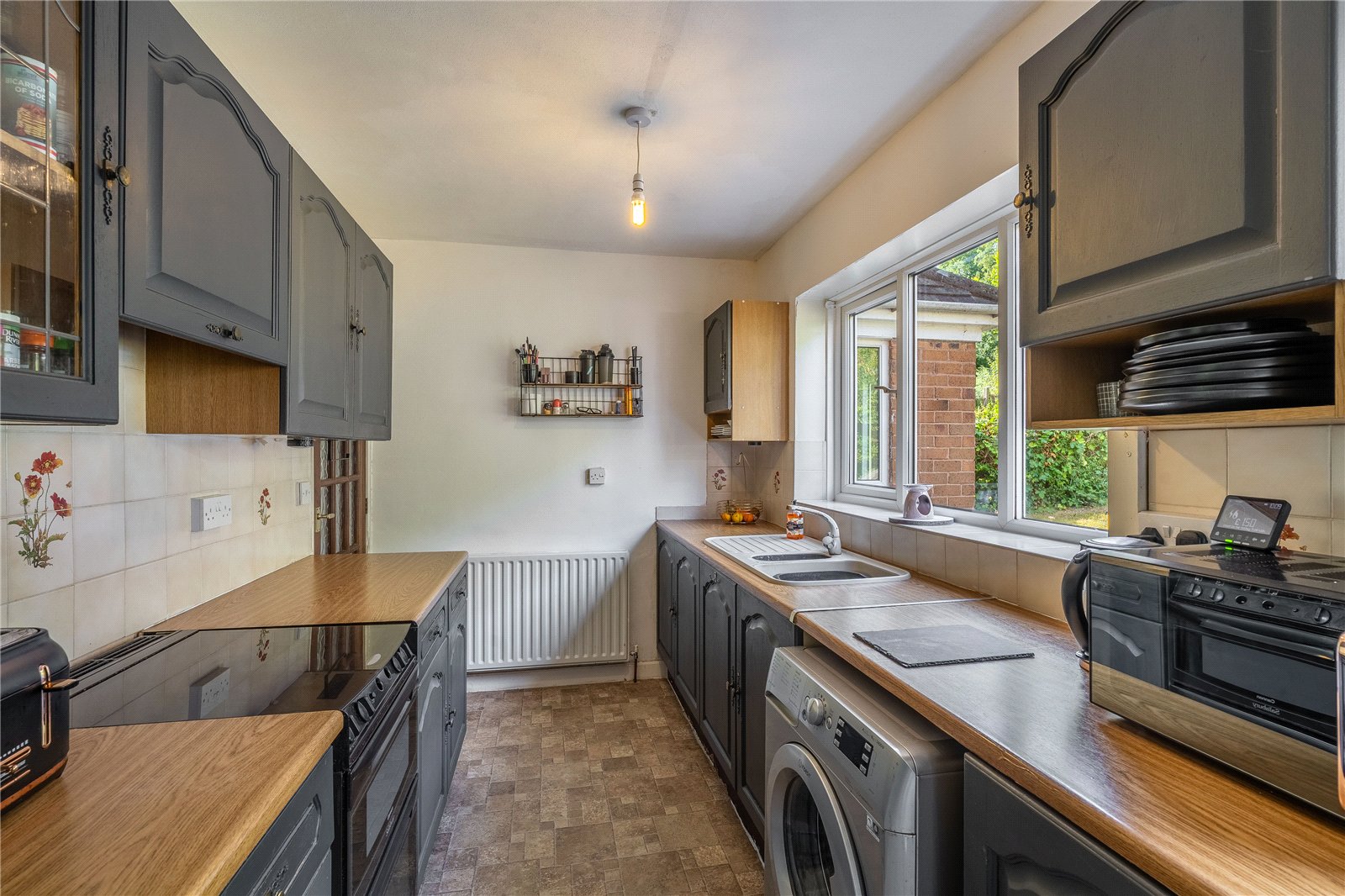 Farrington Road, Wolverhampton, West Midlands, WV4 - DB Roberts