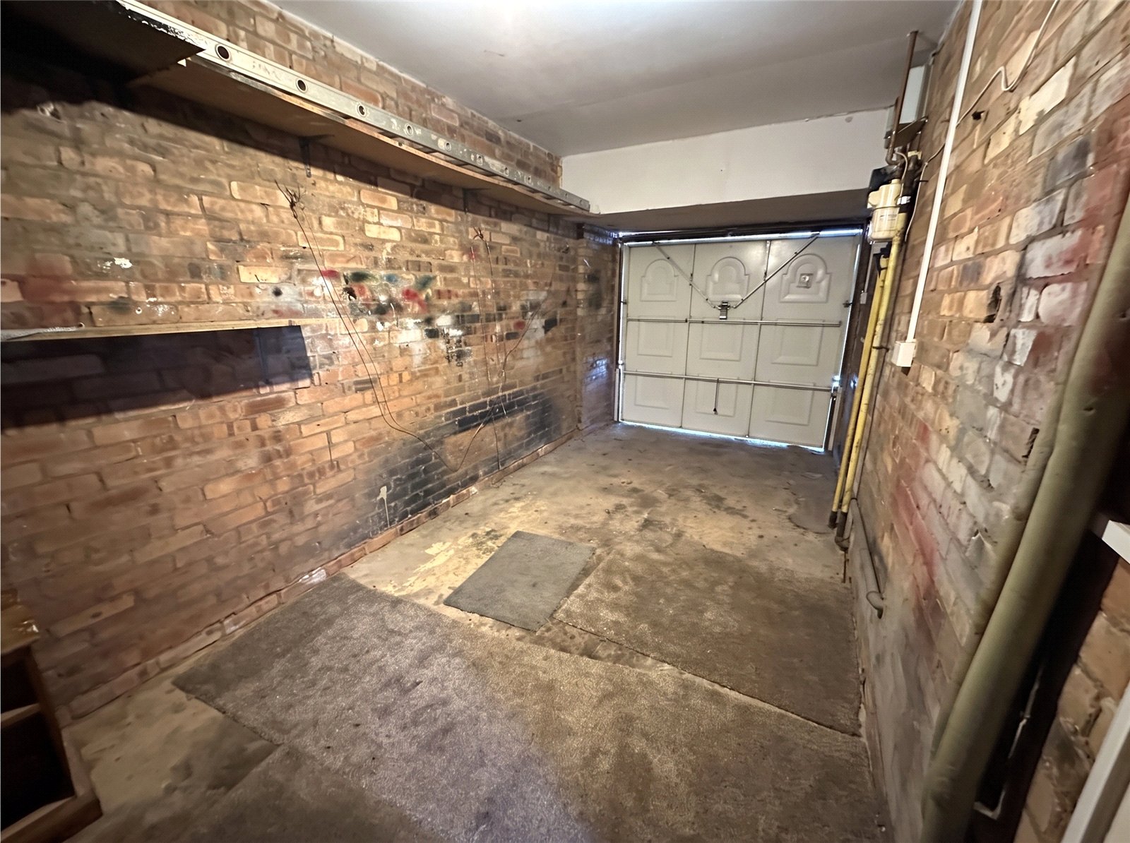 Chetwynd Road, Blakenhall, Wolverhampton, WV2 - DB Roberts