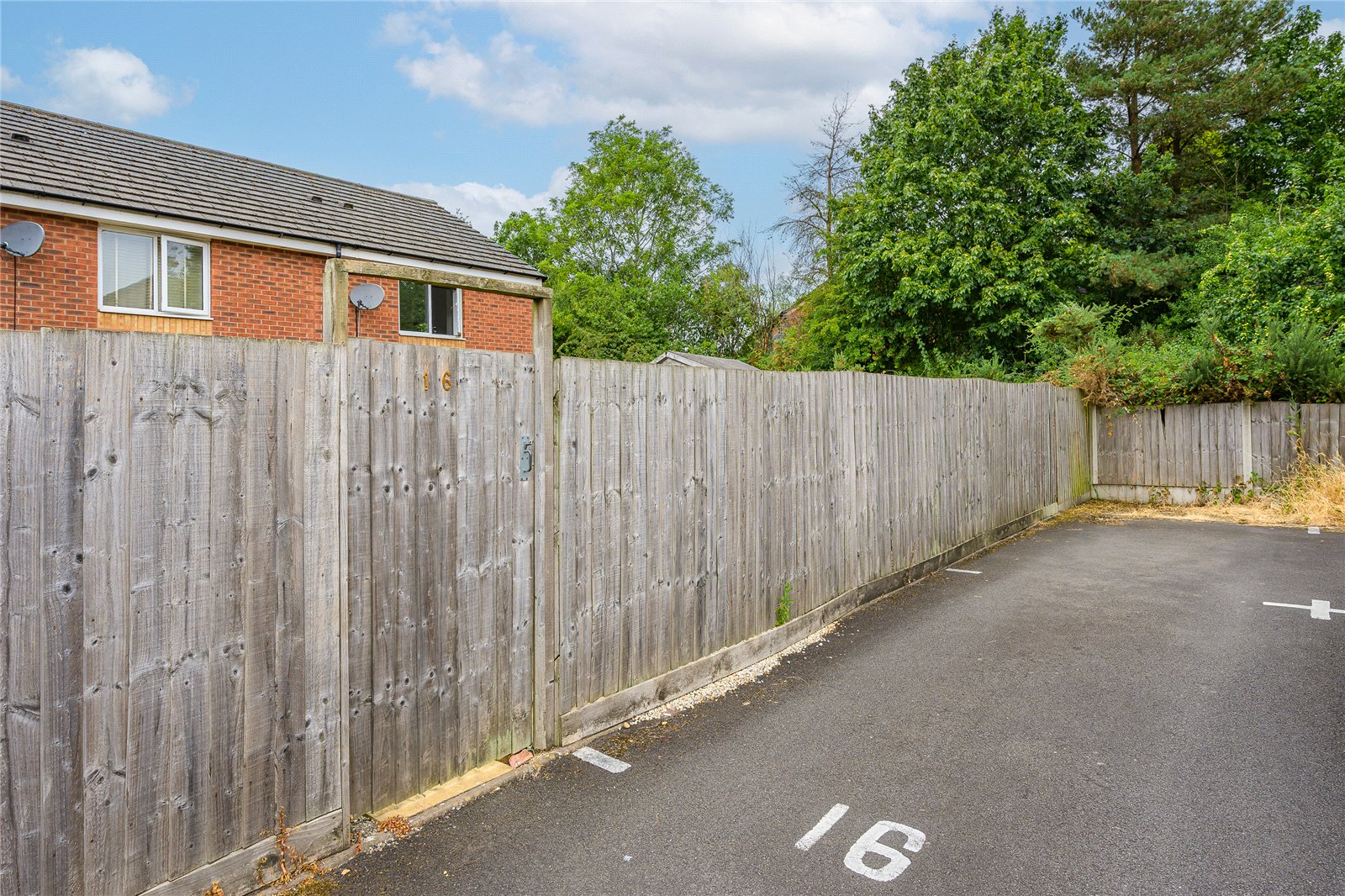 The Ashes, St. Georges, Telford, TF2 - DB Roberts