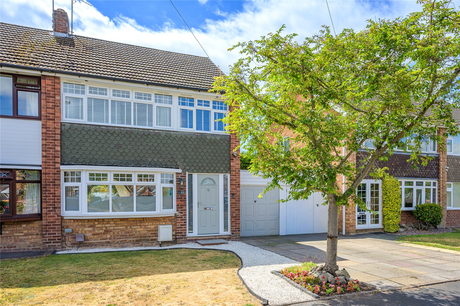The Leas, Featherstone, Wolverhampton, WV10 - DB Roberts