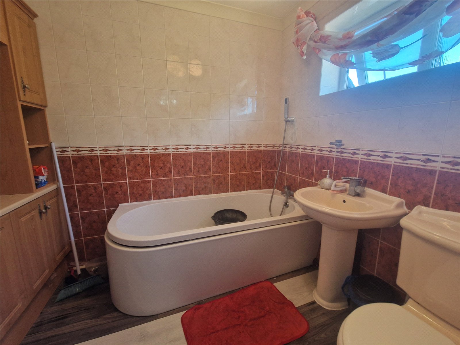St. Davids Close, Malinslee, Telford, TF4 - DB Roberts