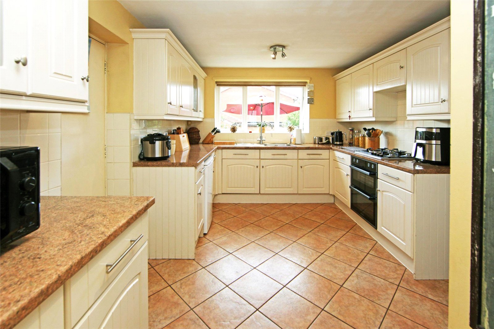 Magnolia Drive, The Rock, Telford, TF3 - DB Roberts