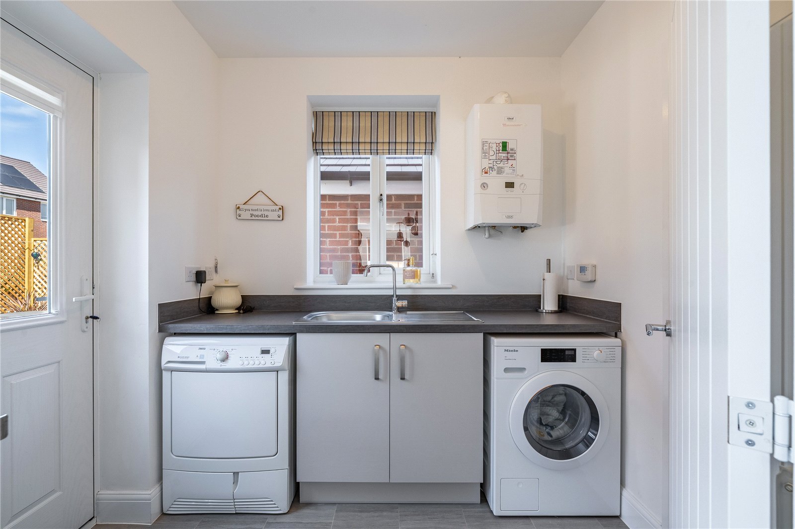 Marsh Meadow Way, Redhill, Telford, TF2 - DB Roberts