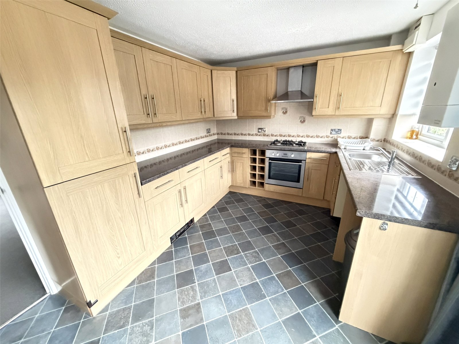 Crowdale Road, Shawbirch, Telford, TF5 - DB Roberts