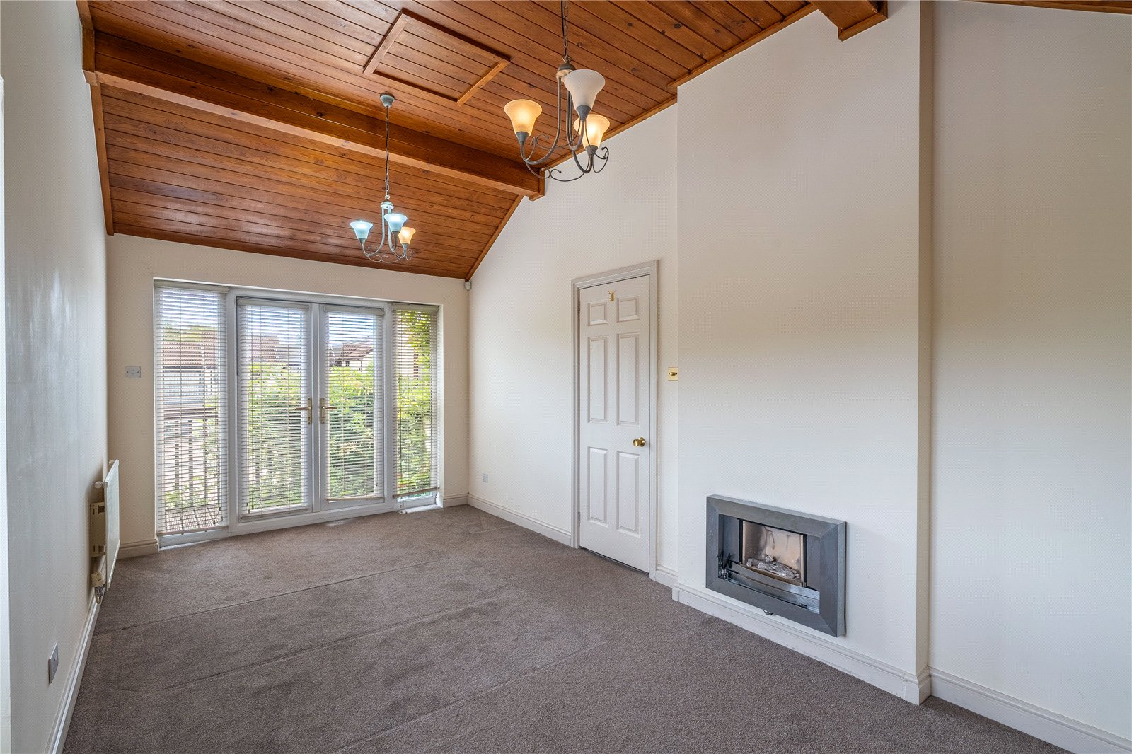 Derwent Drive, Priorslee, Telford, TF2 - DB Roberts