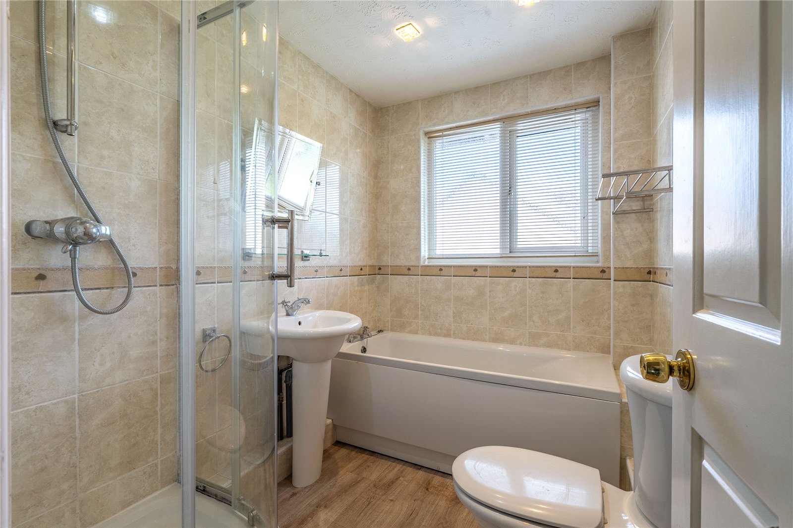 Derwent Drive, Priorslee, Telford, TF2 - DB Roberts