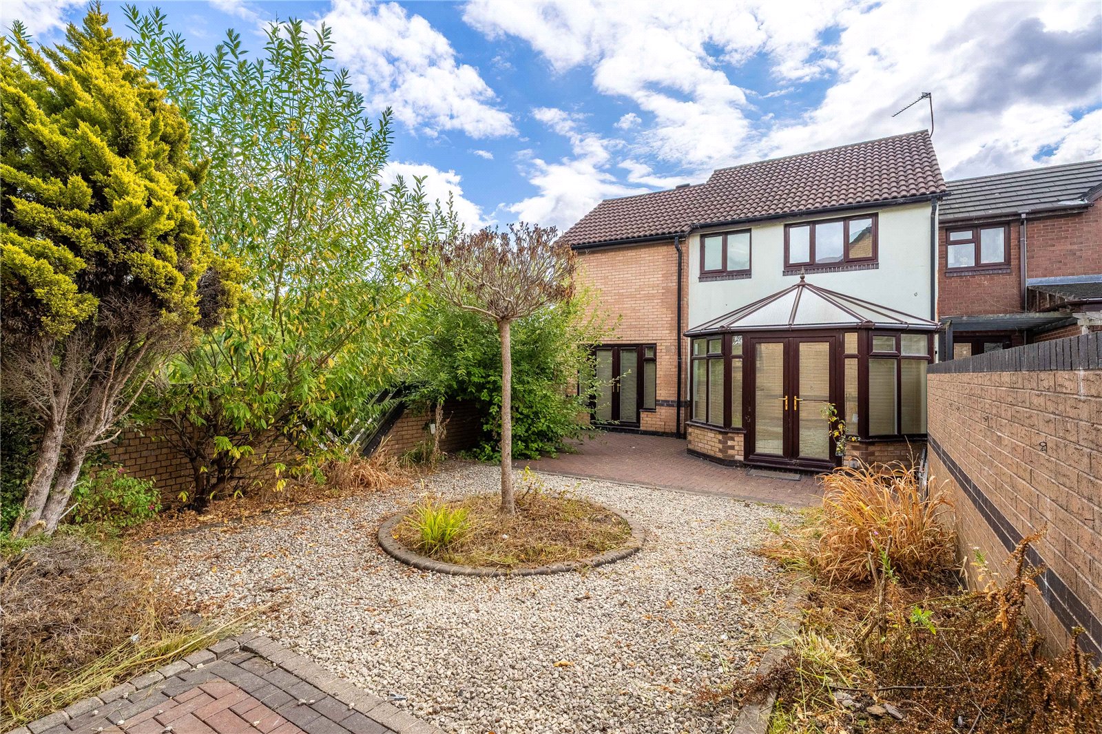 Derwent Drive, Priorslee, Telford, TF2 - DB Roberts