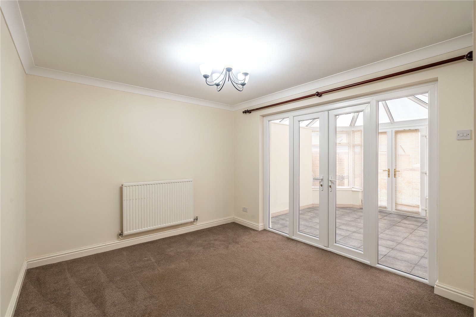Derwent Drive, Priorslee, Telford, TF2 - DB Roberts
