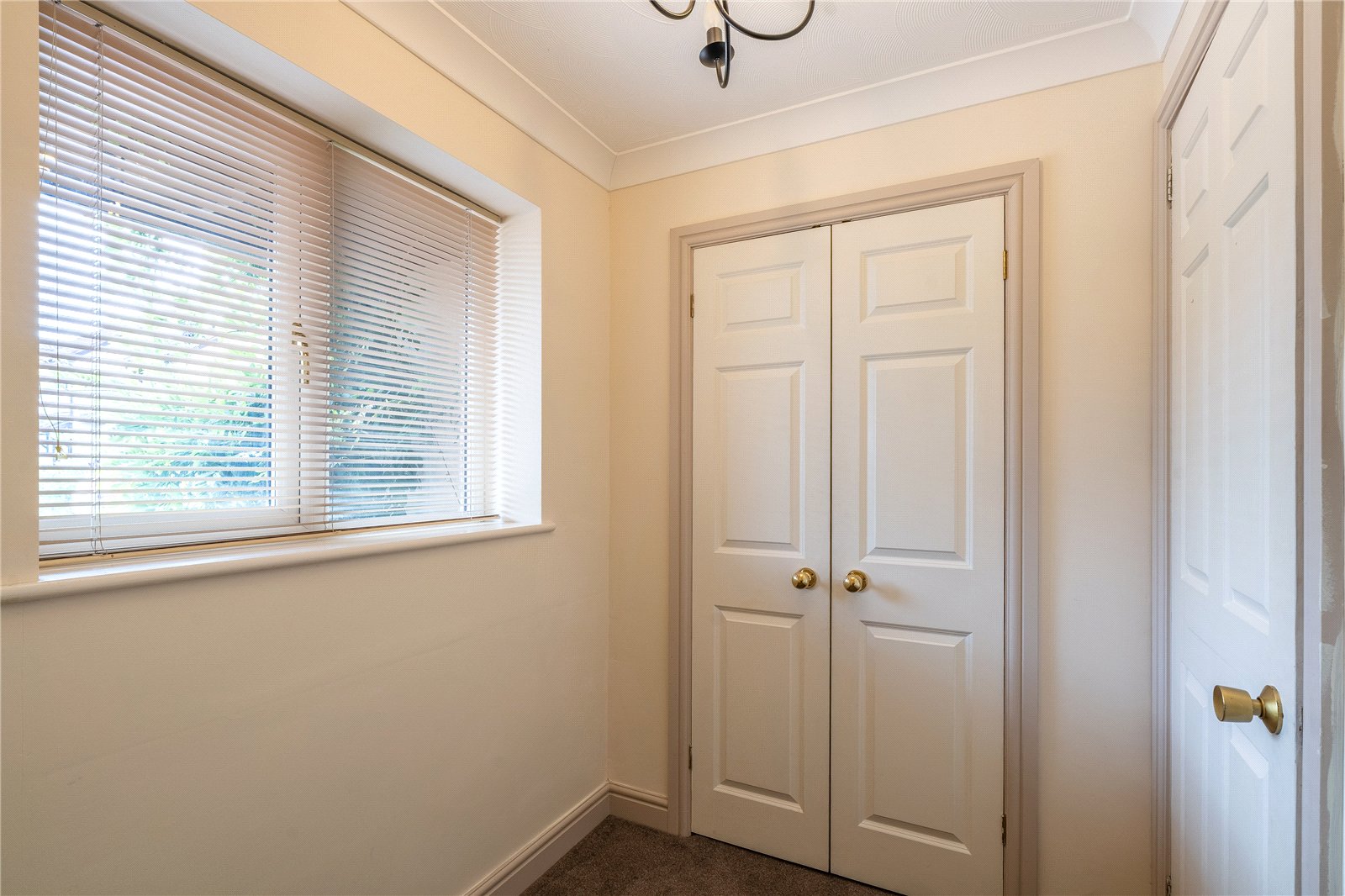 Derwent Drive, Priorslee, Telford, TF2 - DB Roberts