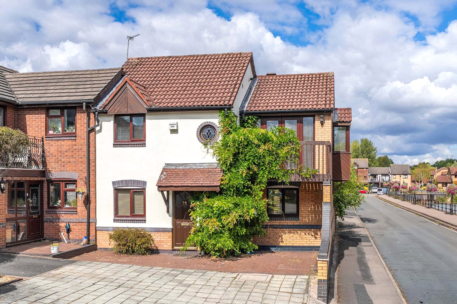 Derwent Drive, Priorslee, Telford, TF2 - DB Roberts