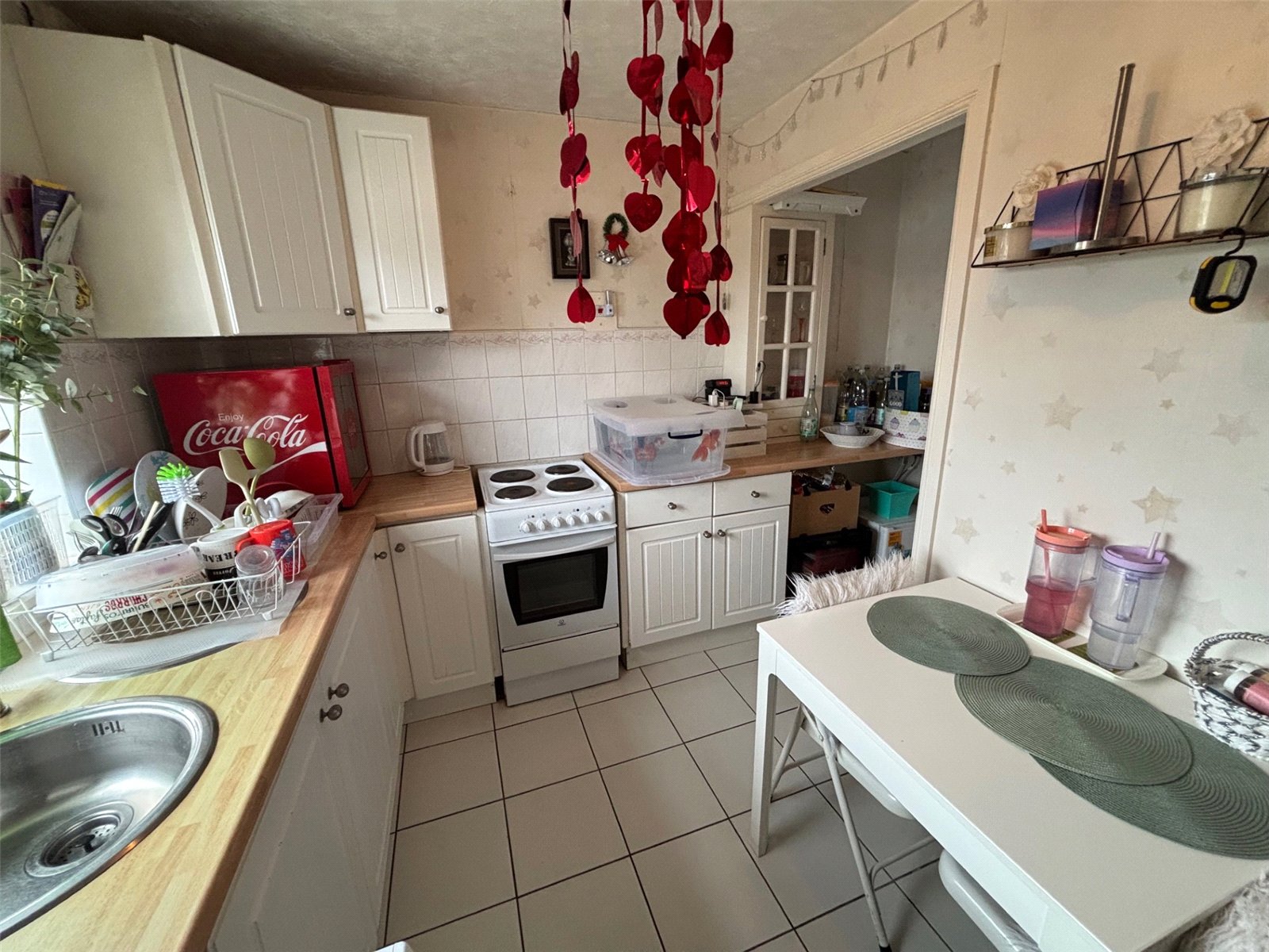 Burford, Brookside, Telford, TF3 - DB Roberts