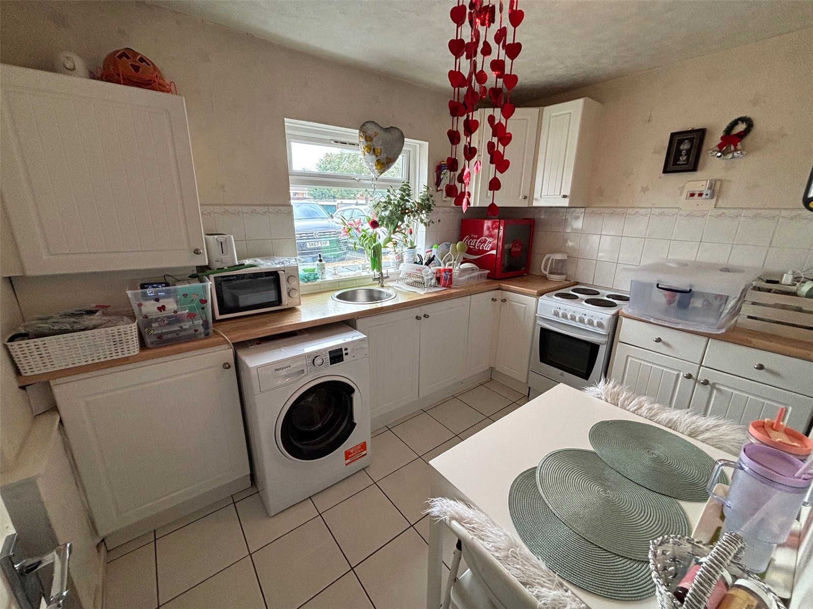 Burford, Brookside, Telford, TF3 - DB Roberts