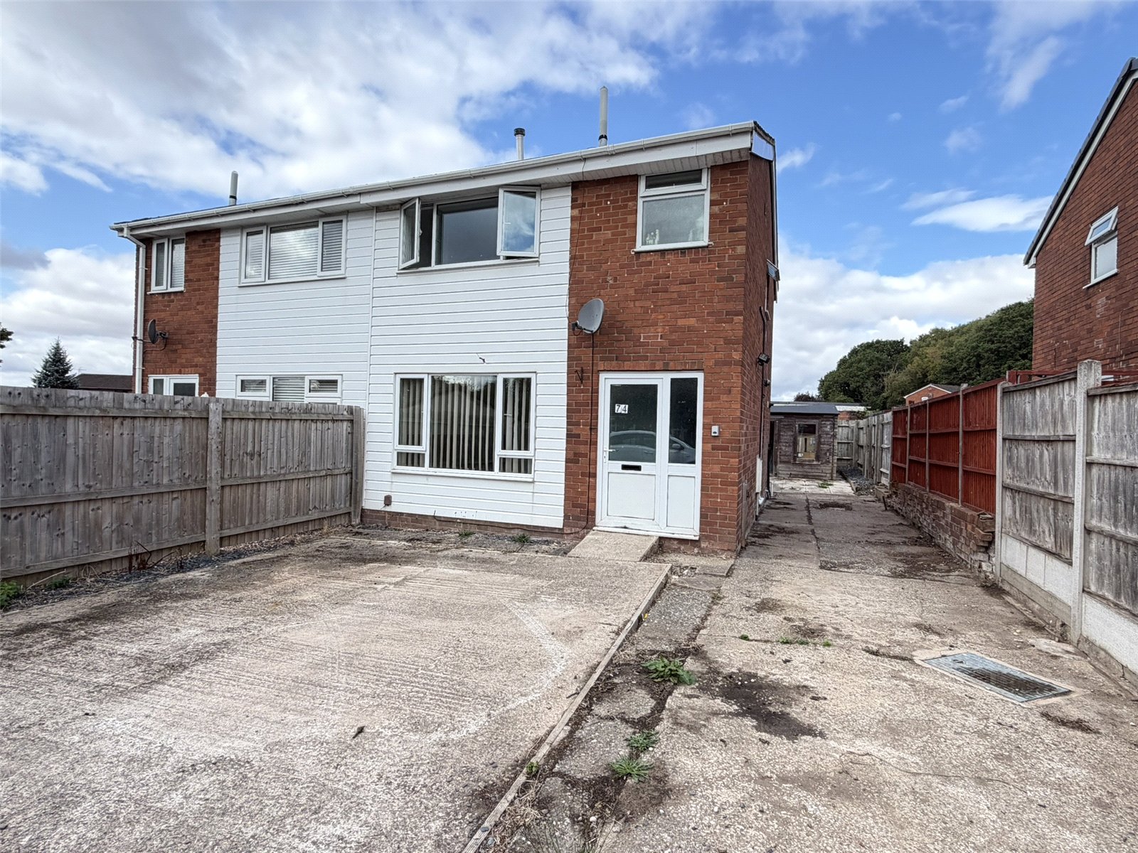 Malvern Crescent, Little Dawley, Telford, TF4 - DB Roberts