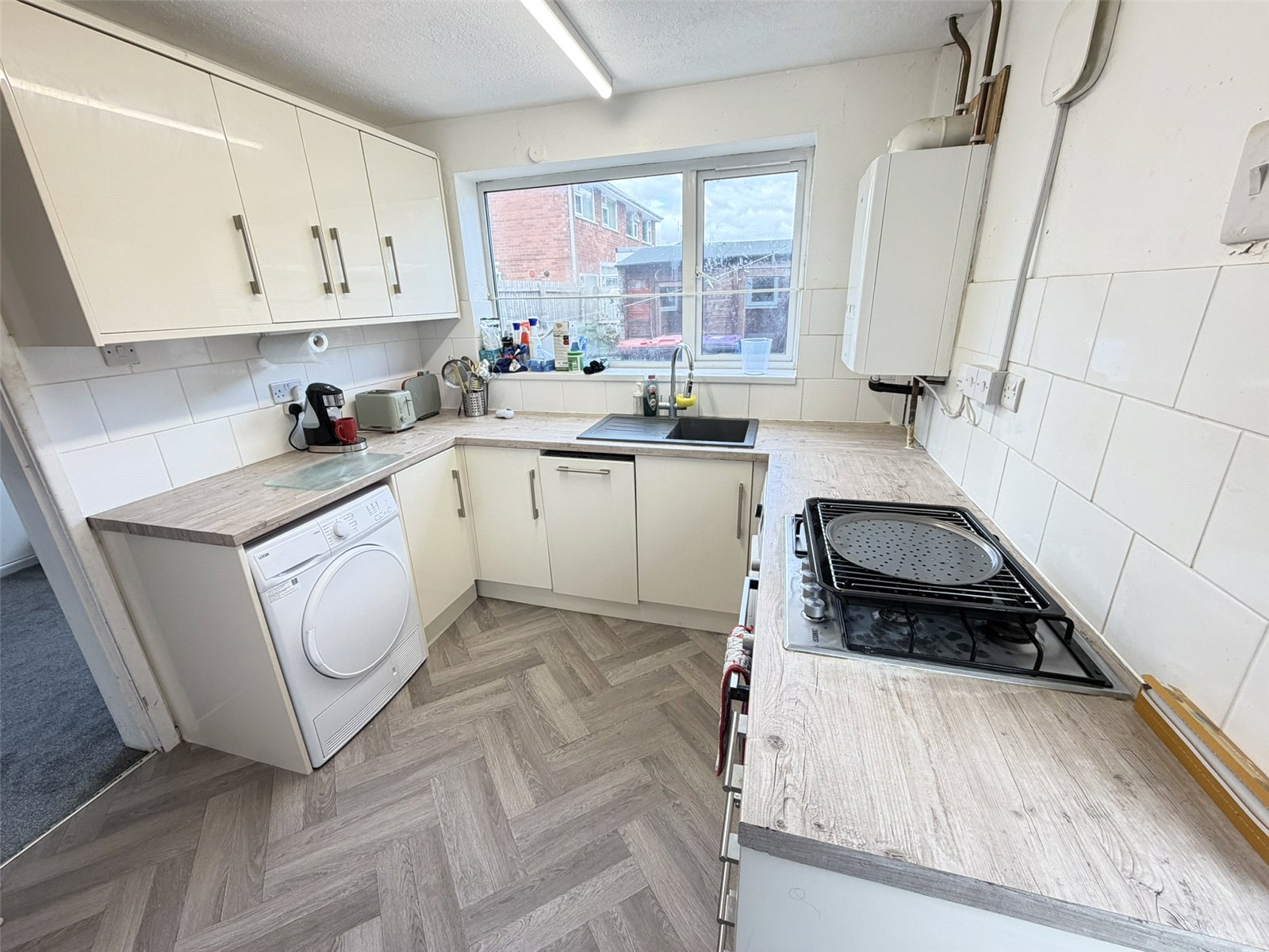 Malvern Crescent, Little Dawley, Telford, TF4 - DB Roberts