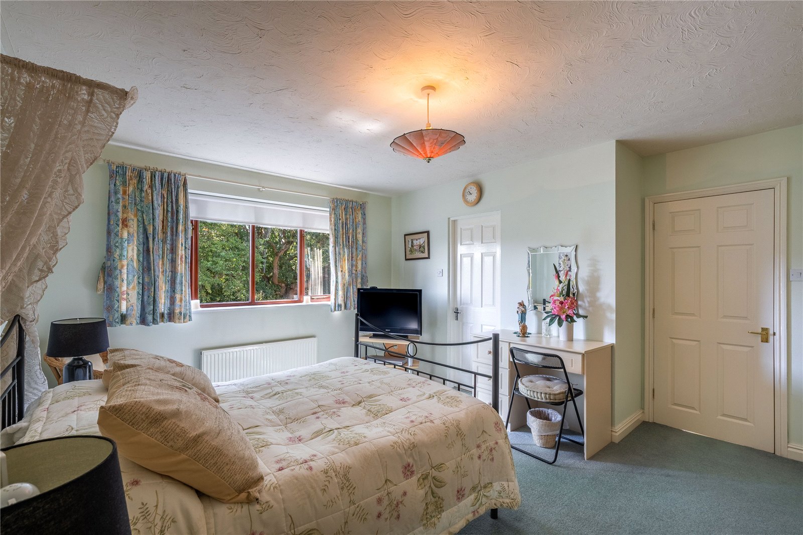 Highgrove Meadows, Priorslee, Telford, TF2 - DB Roberts