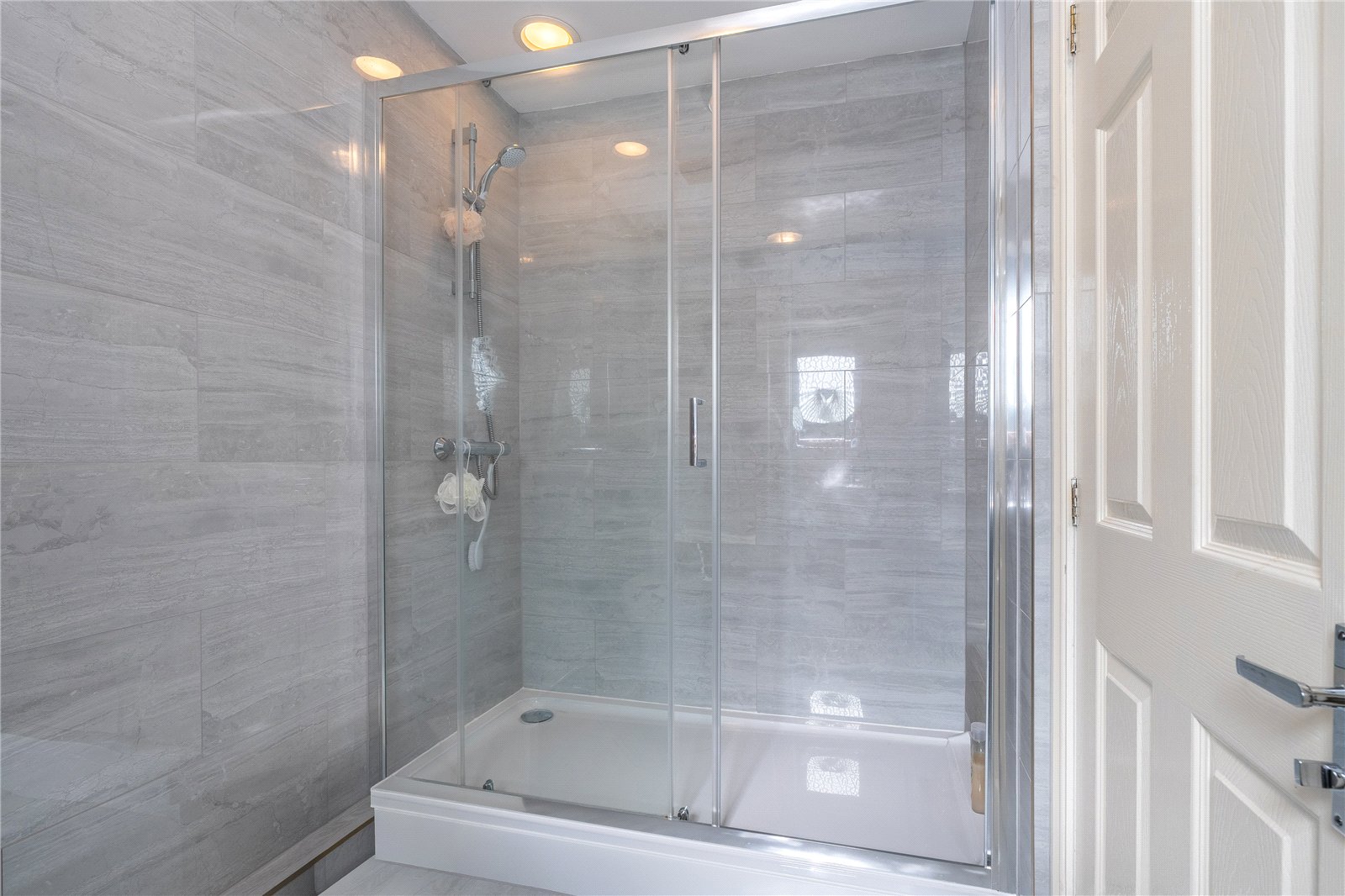 Highgrove Meadows, Priorslee, Telford, TF2 - DB Roberts