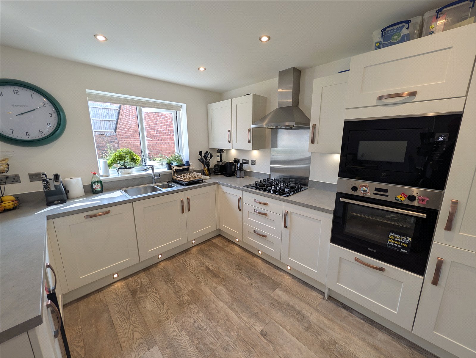 William Barber Meadow, Priorslee, Telford, TF2 - DB Roberts