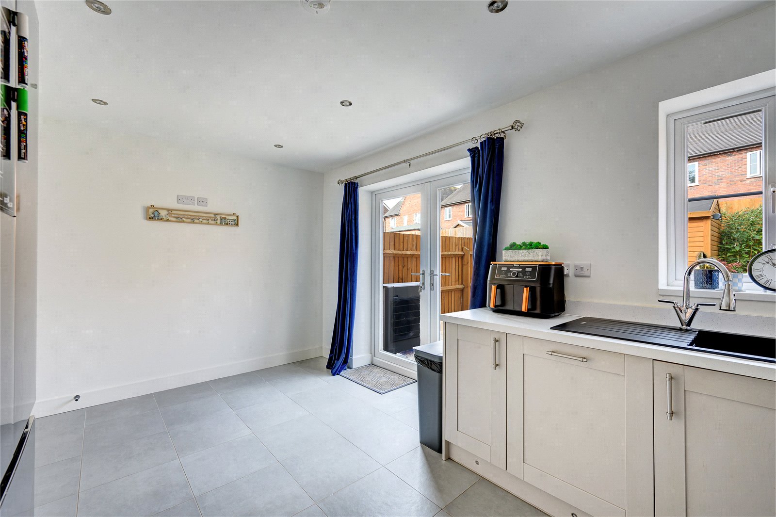 Alver Court, Madeley, Telford, TF7 - DB Roberts