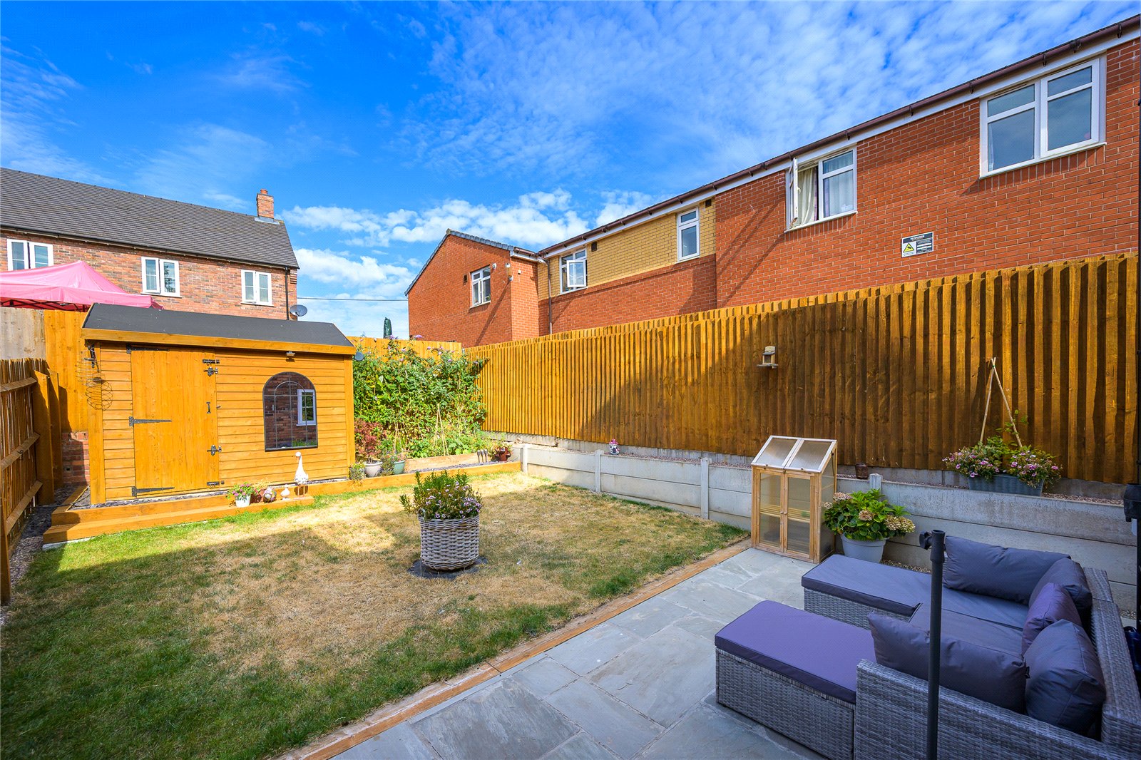 Alver Court, Madeley, Telford, TF7 - DB Roberts