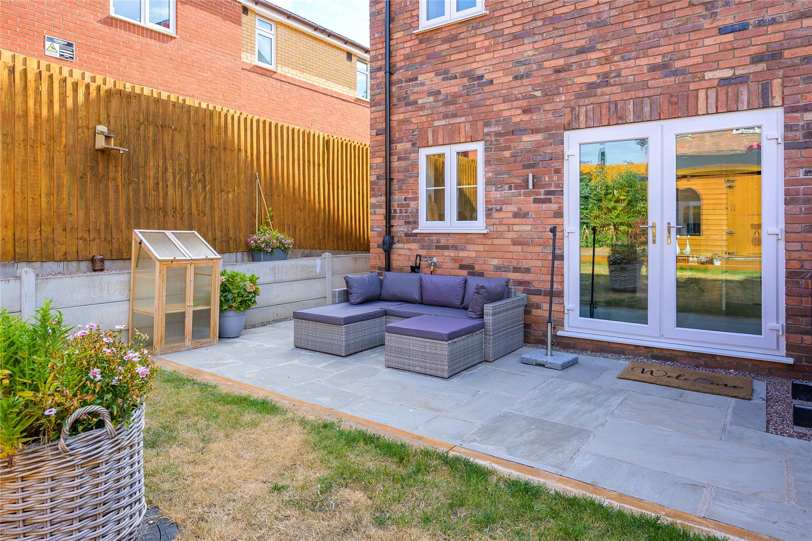Alver Court, Madeley, Telford, TF7 - DB Roberts