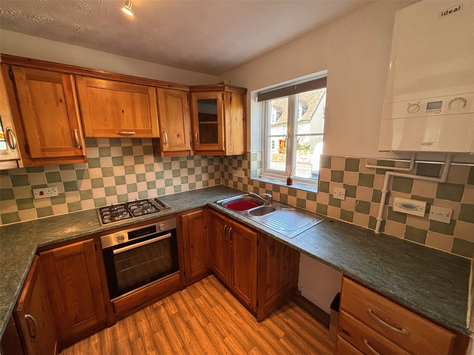 Barkers Court, Madeley, Telford, TF7 - DB Roberts