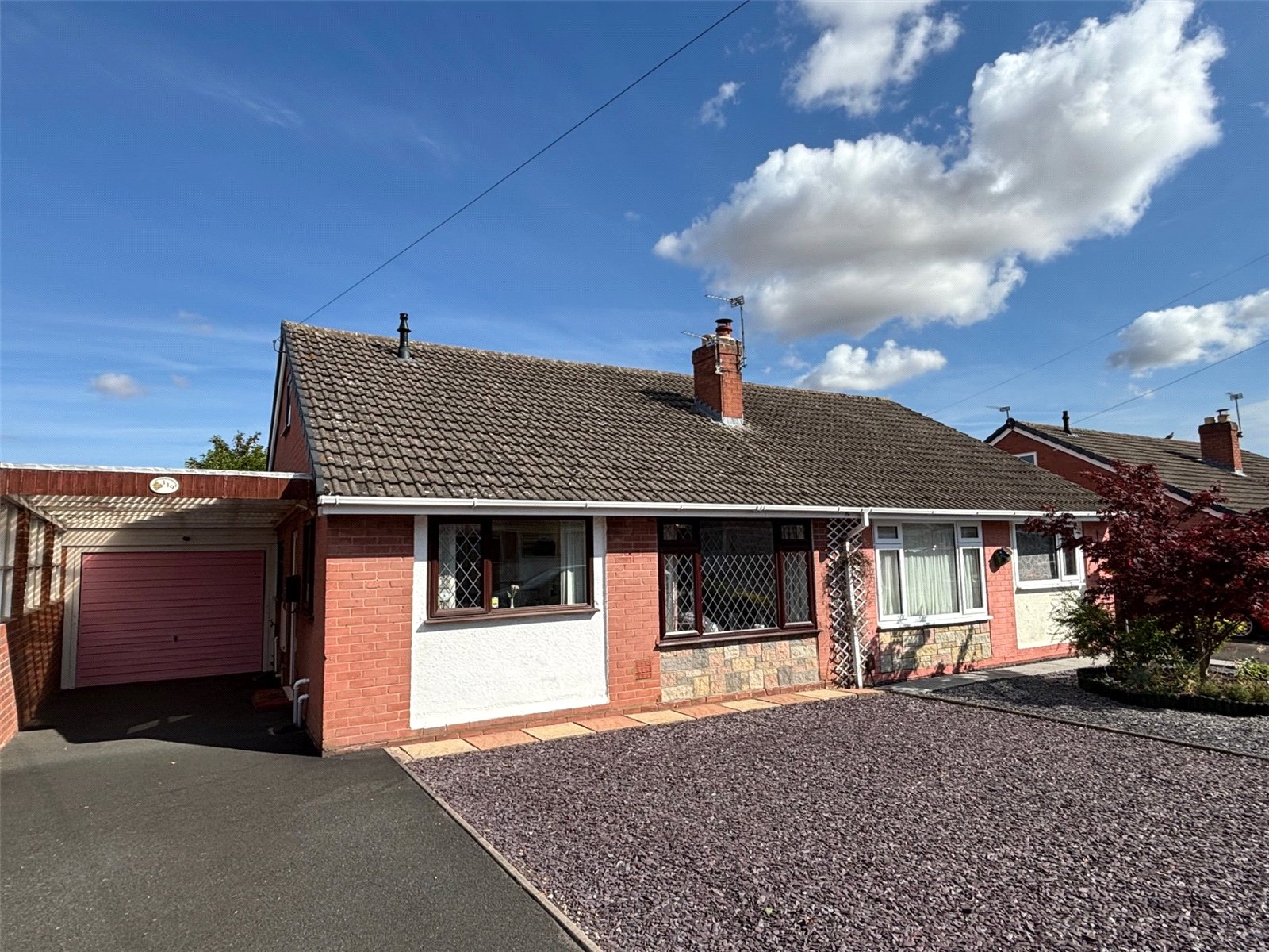Fieldhouse Drive, Muxton, Telford, TF2 - DB Roberts