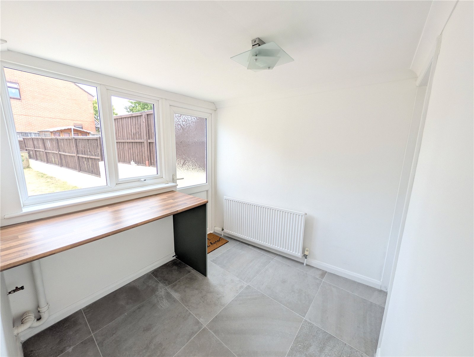 Fountain Drive, St. Georges, Telford, TF2 - DB Roberts