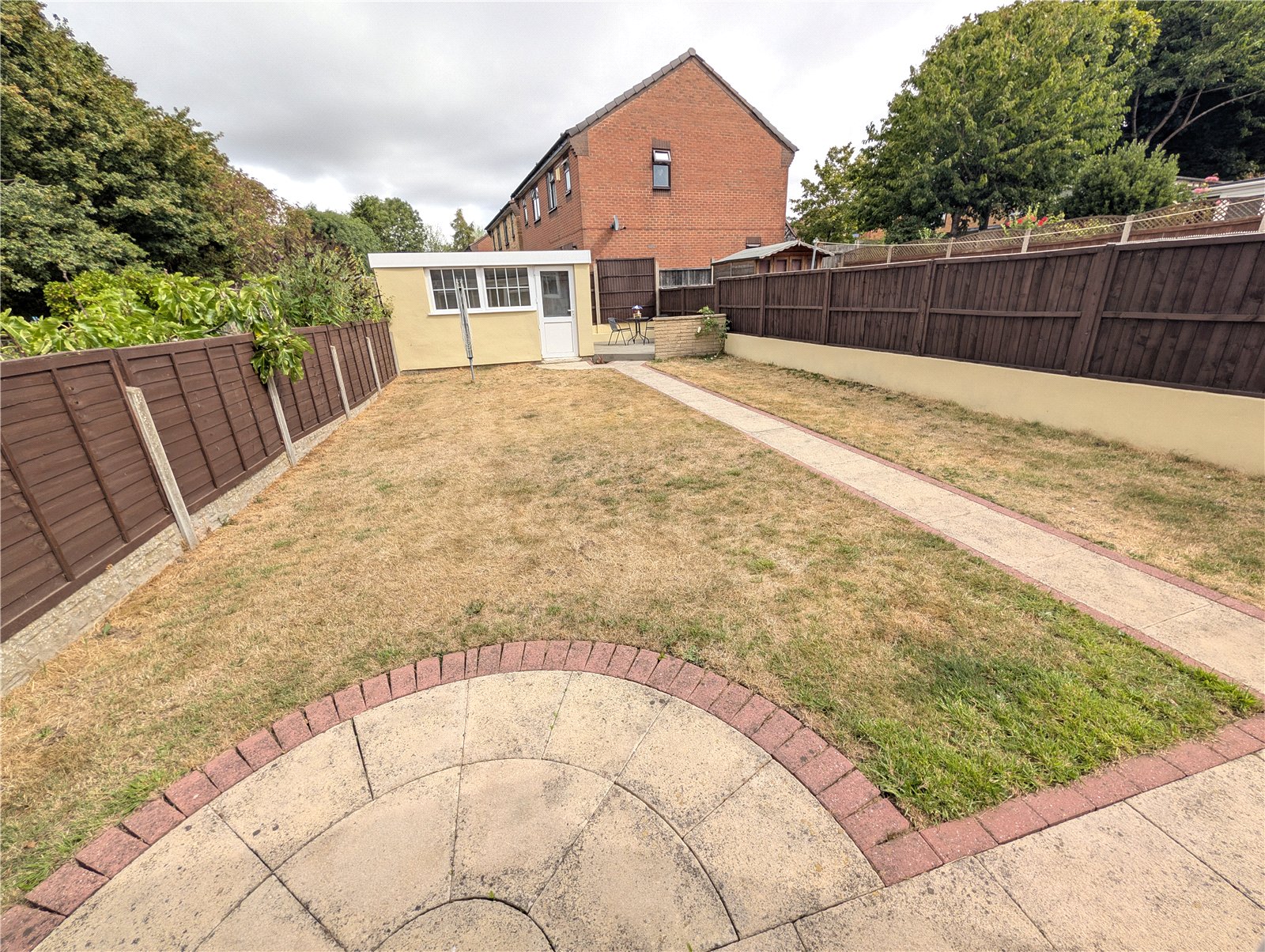 Fountain Drive, St. Georges, Telford, TF2 - DB Roberts