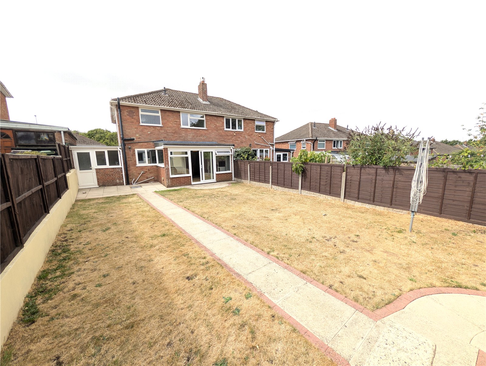 Fountain Drive, St. Georges, Telford, TF2 - DB Roberts