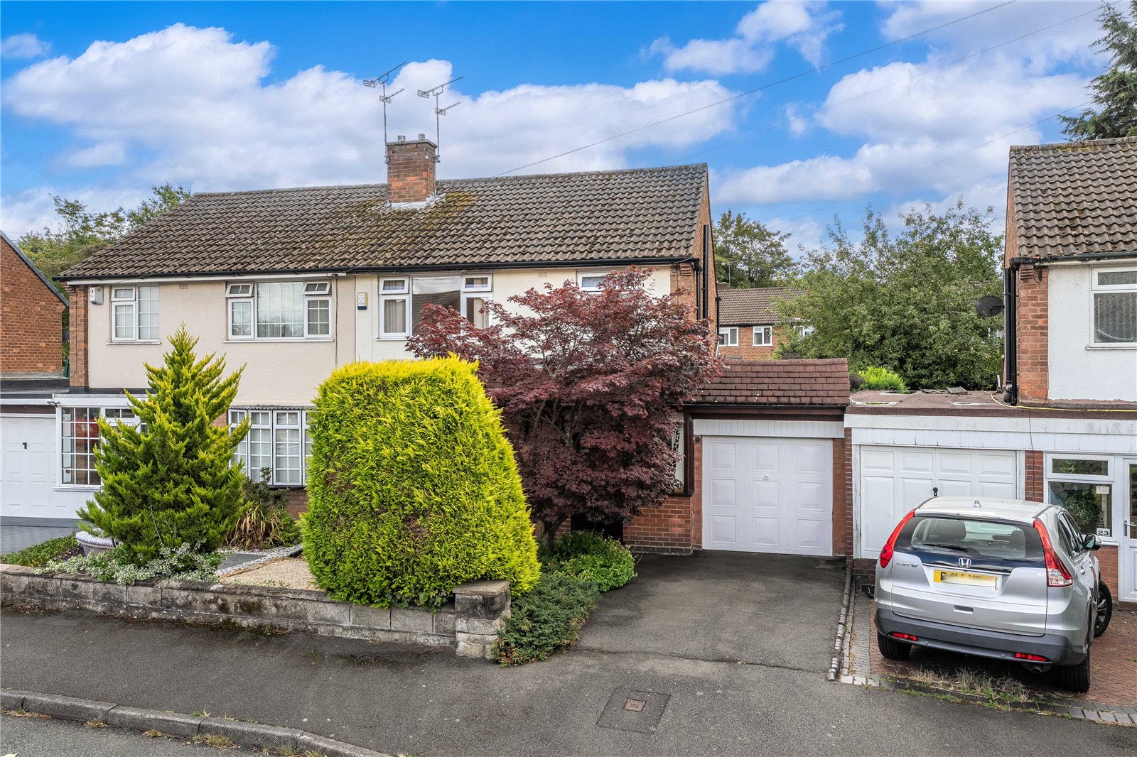 Milldale Crescent, Fordhouses, Wolverhampton, WV10 - DB Roberts