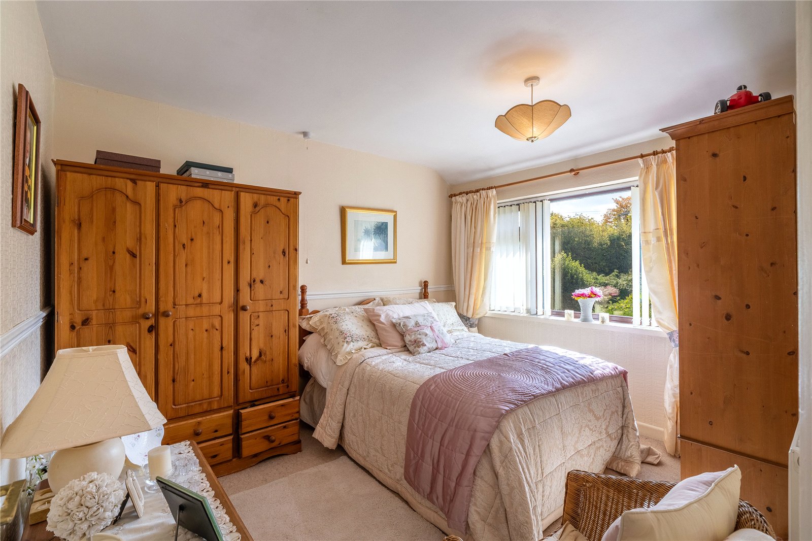 Milldale Crescent, Fordhouses, Wolverhampton, WV10 - DB Roberts