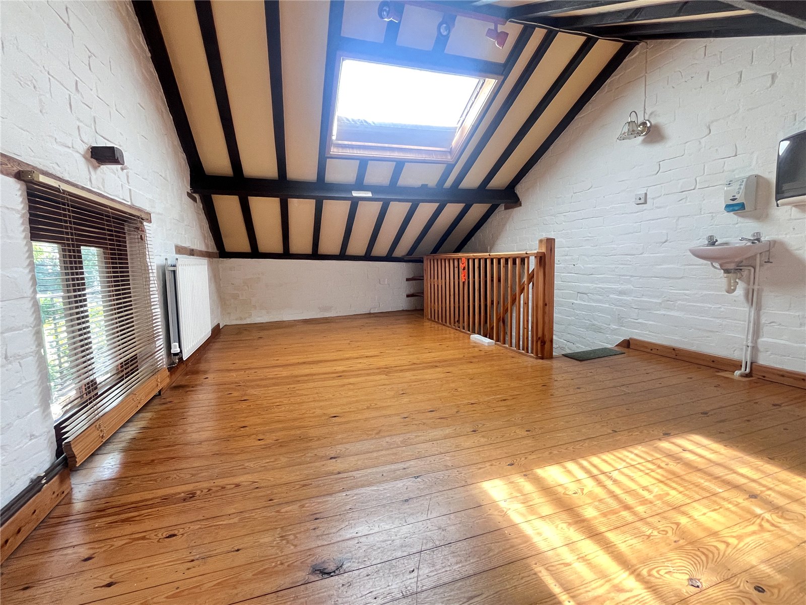 Hawthorn Road, Belle Vue, Shrewsbury, SY3 - DB Roberts