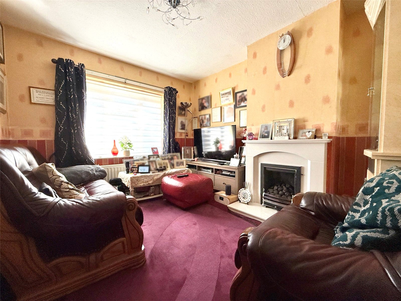 Stafford Road, Oxley, Wolverhampton, WV10 - DB Roberts