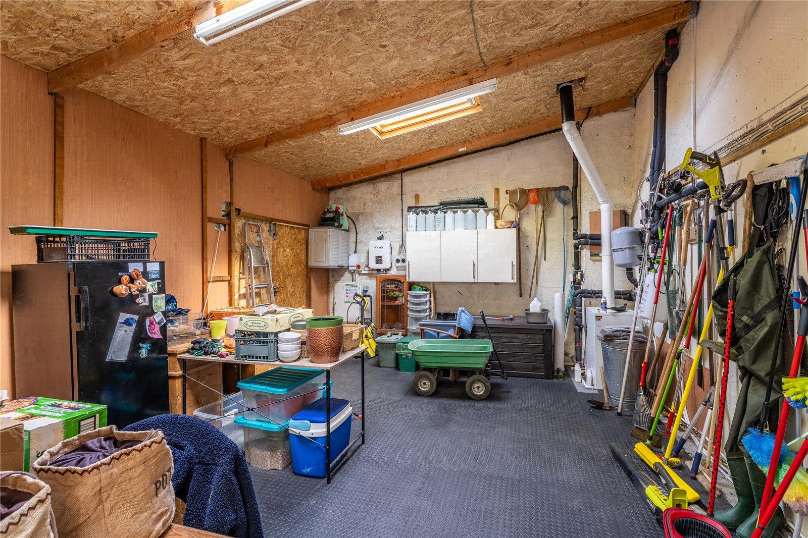 Llanfair Caereinion, Welshpool, Powys, SY21 - DB Roberts