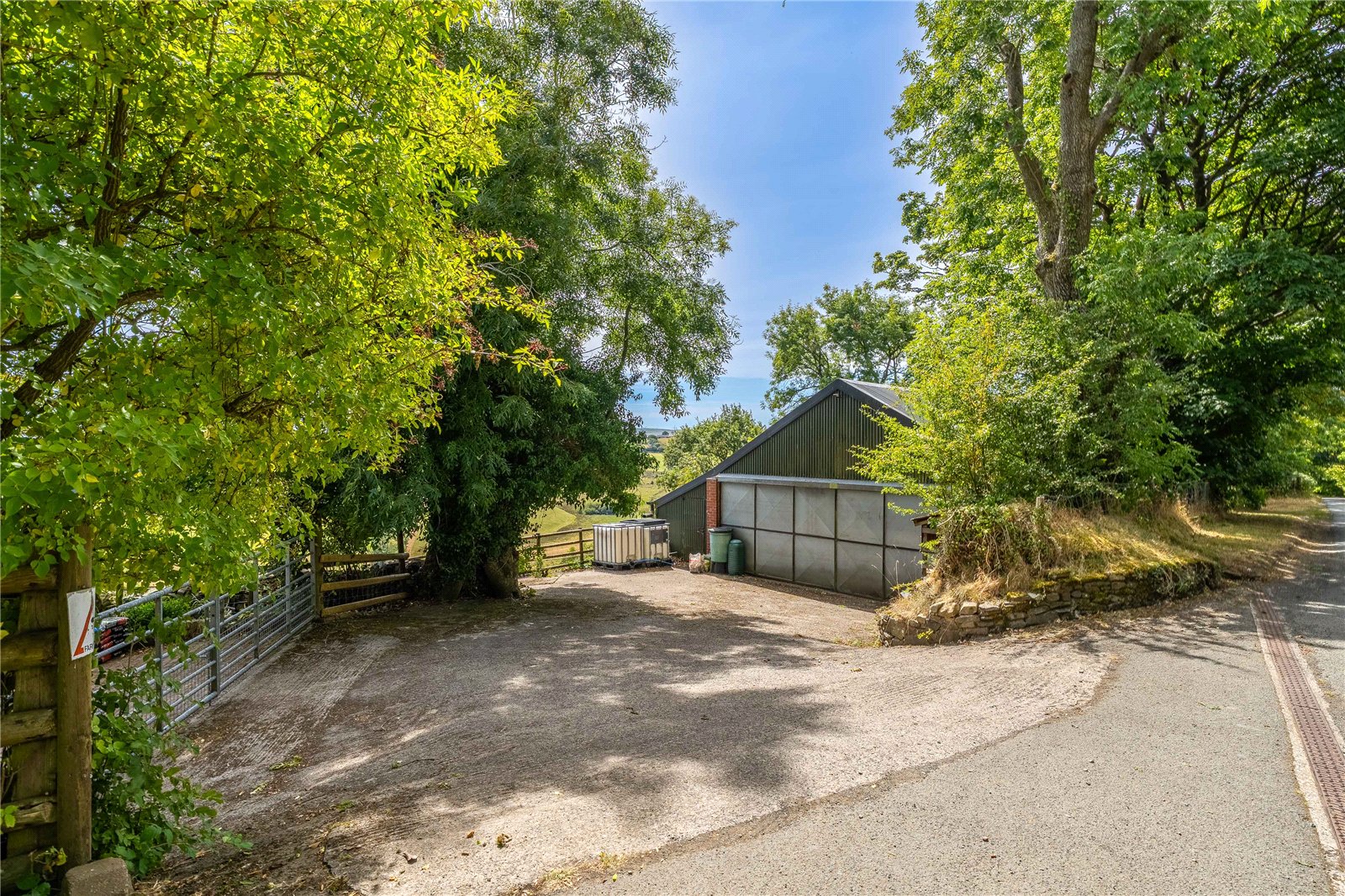 Llanfair Caereinion, Welshpool, Powys, SY21 - DB Roberts