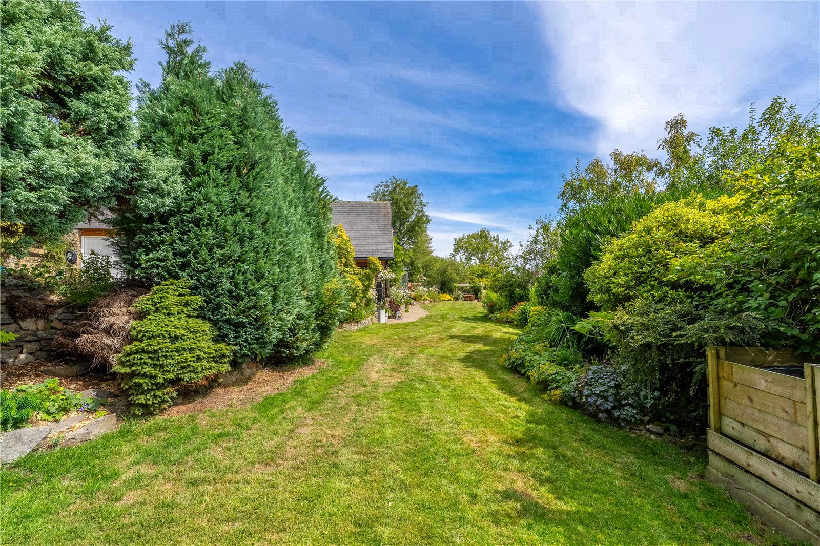 Llanfair Caereinion, Welshpool, Powys, SY21 - DB Roberts