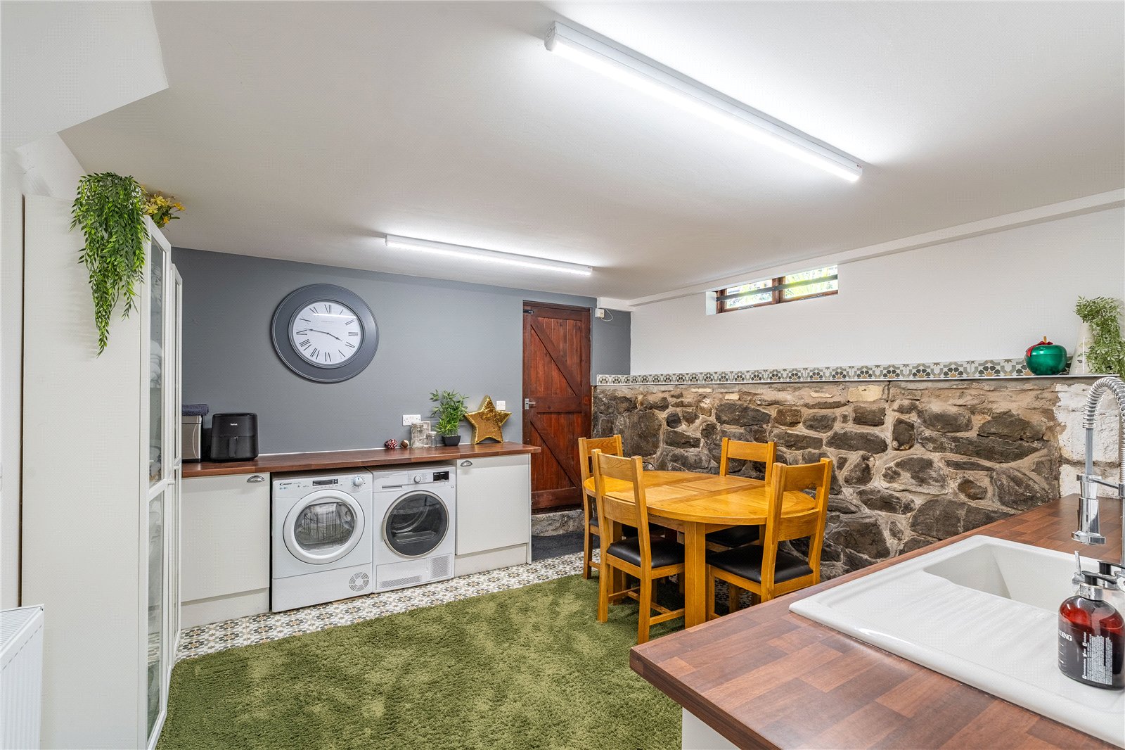 Llanfair Caereinion, Welshpool, Powys, SY21 - DB Roberts