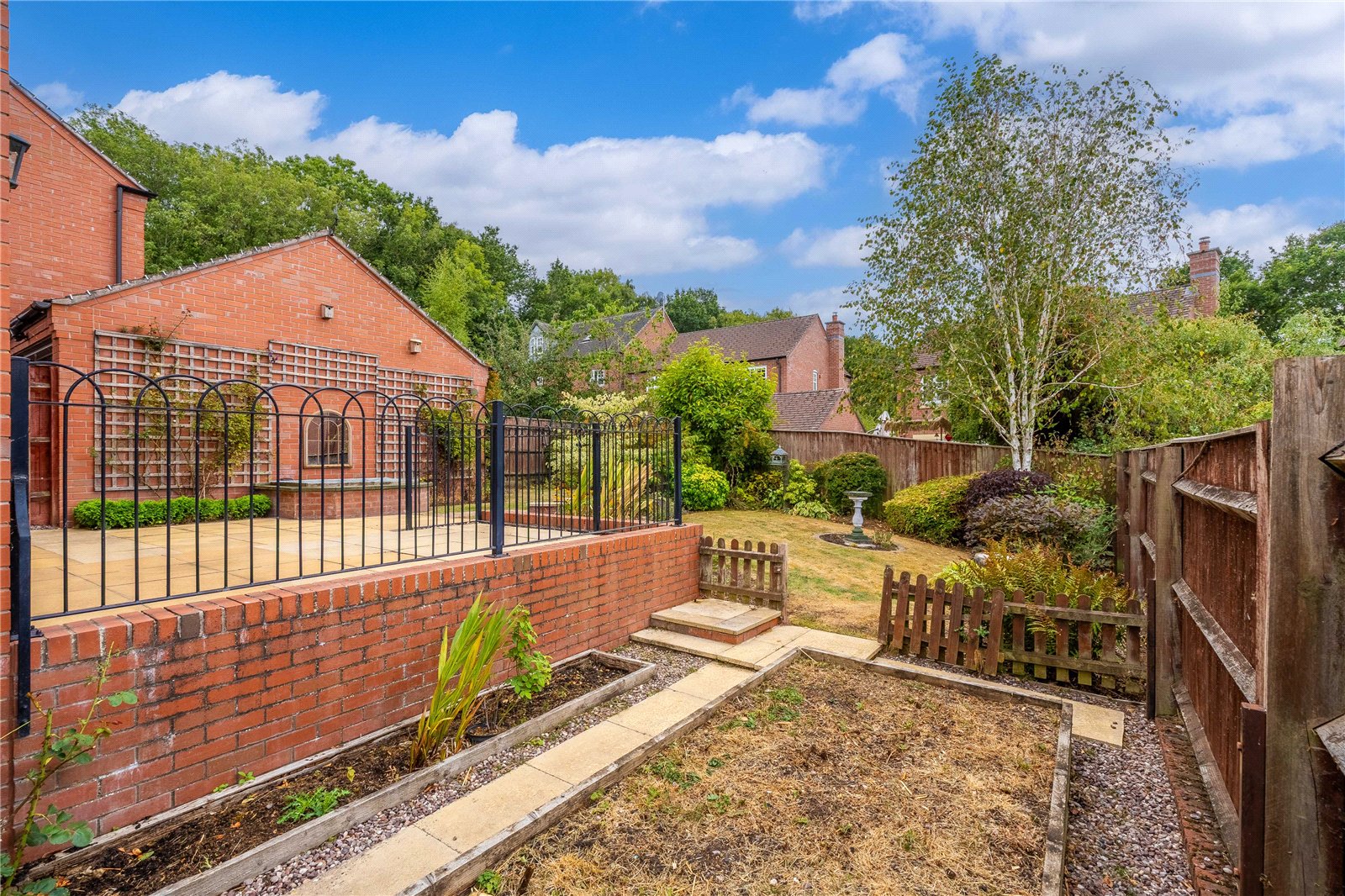 Jarrett Walk, Muxton, Telford, TF2 - DB Roberts